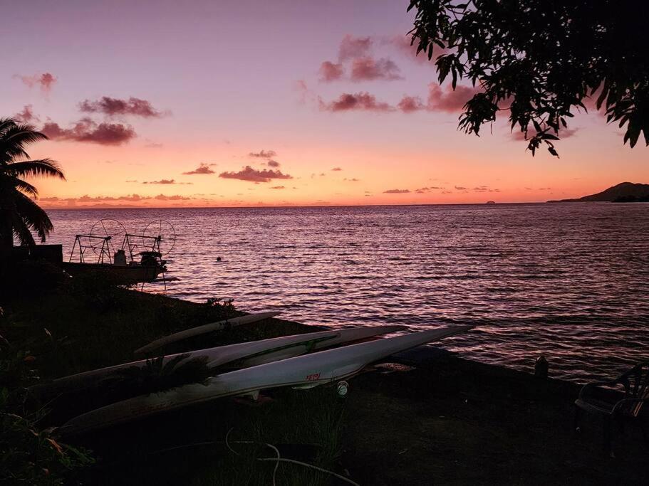Duplex En Bord De Mer Fare Tahitea Pension Taputapuapea Dış mekan fotoğraf