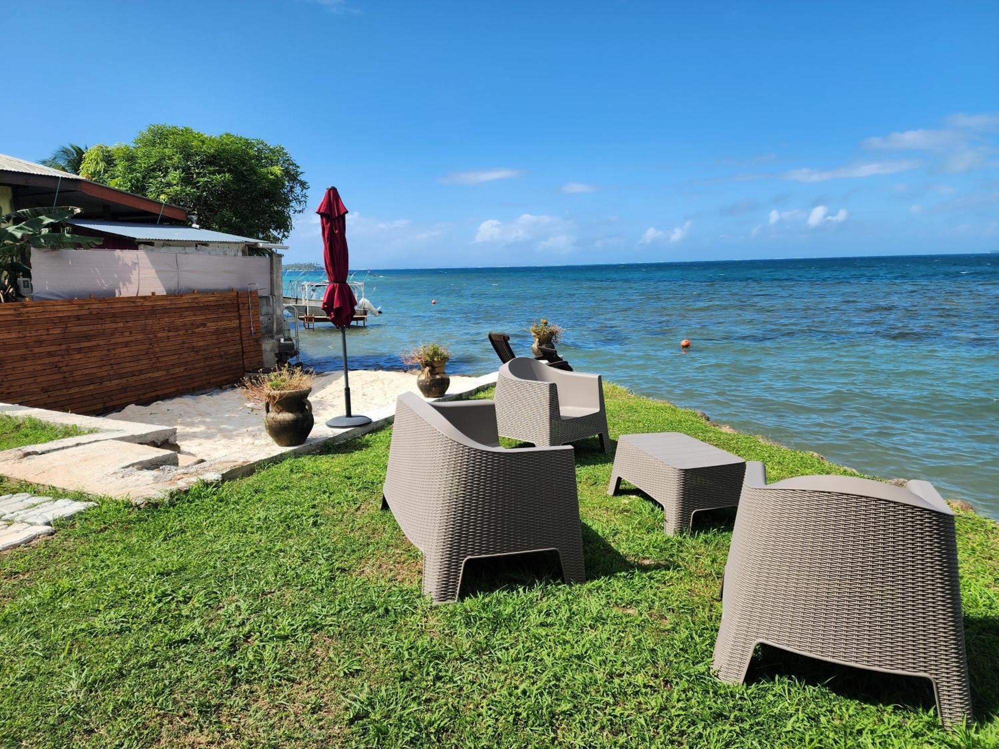 Duplex En Bord De Mer Fare Tahitea Pension Taputapuapea Dış mekan fotoğraf